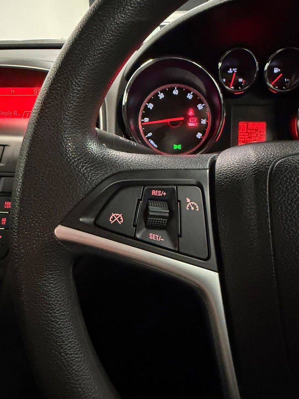 Used Vauxhall Astra 2012 for sale - 76772652: Photo 19