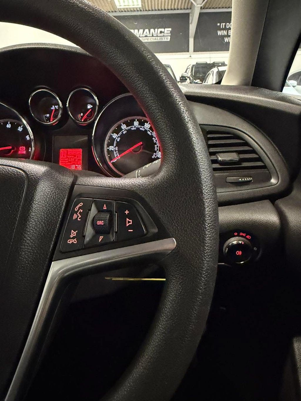 Used Vauxhall Astra 2012 for sale - 76772652: Photo 22