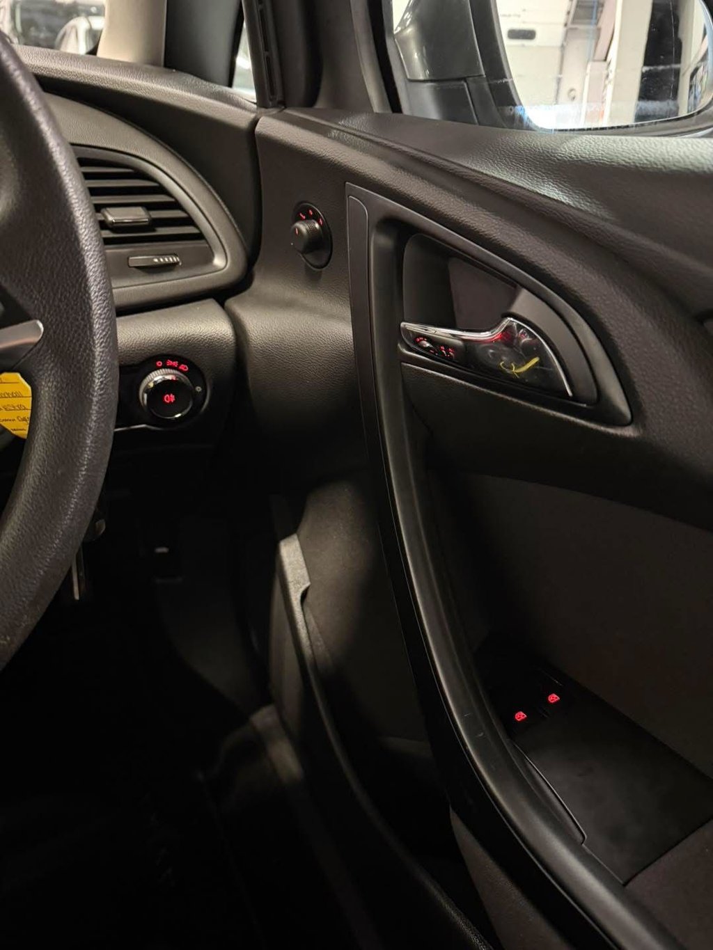 Used Vauxhall Astra 2012 for sale - 76772652: Photo 23