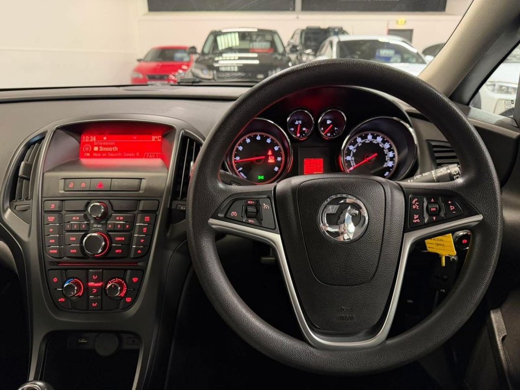 Used Vauxhall Astra 2012 for sale - 76772652: Photo 25