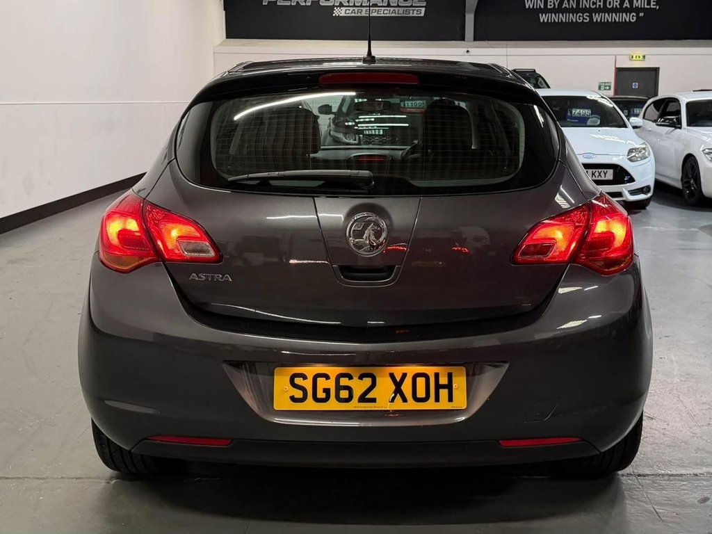 Used Vauxhall Astra 2012 for sale - 76772652: Photo 5