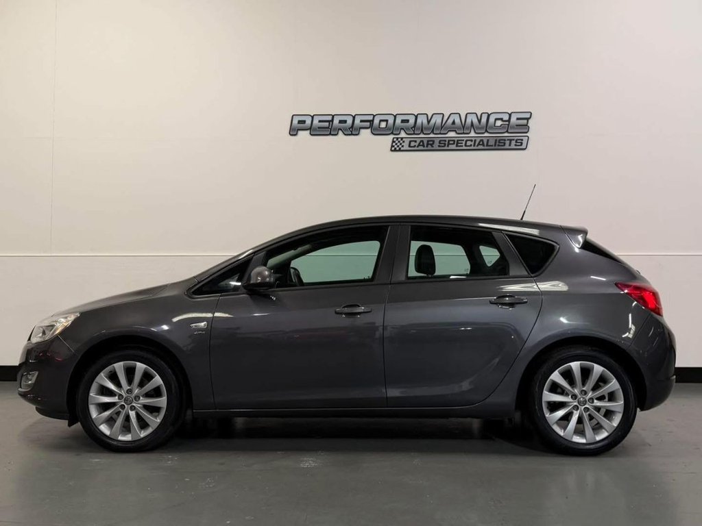 Used Vauxhall Astra 2012 for sale - 76772652: Photo 6