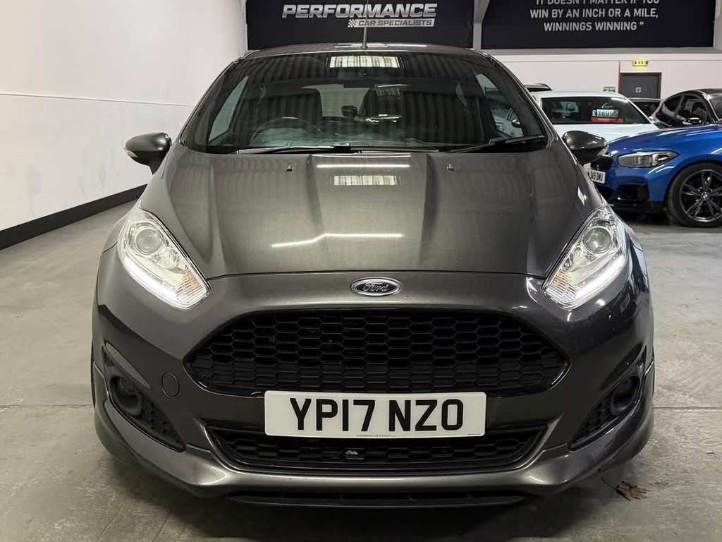 Used Ford Fiesta 2017 for sale - 77780325: Photo 2