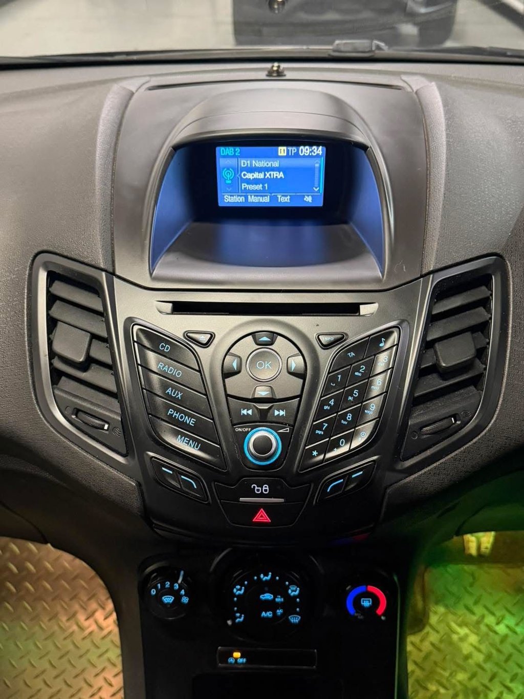 Used Ford Fiesta 2017 for sale - 77780325: Photo 31