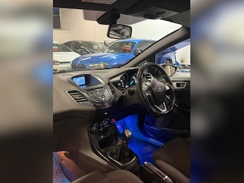 Used Ford Fiesta 2017 for sale - 77780325: Photo