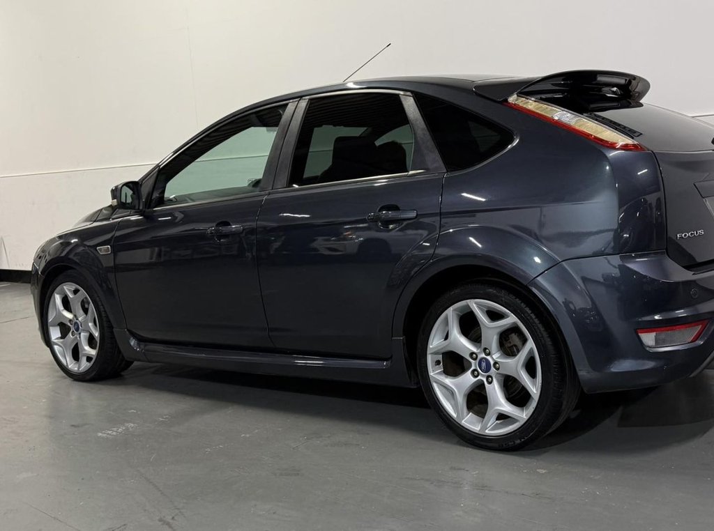 Used Ford Focus 2009 for sale - 76768369: Photo 16