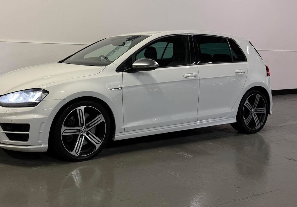 Used Volkswagen Golf 2017 for sale - 77463899: Photo 20