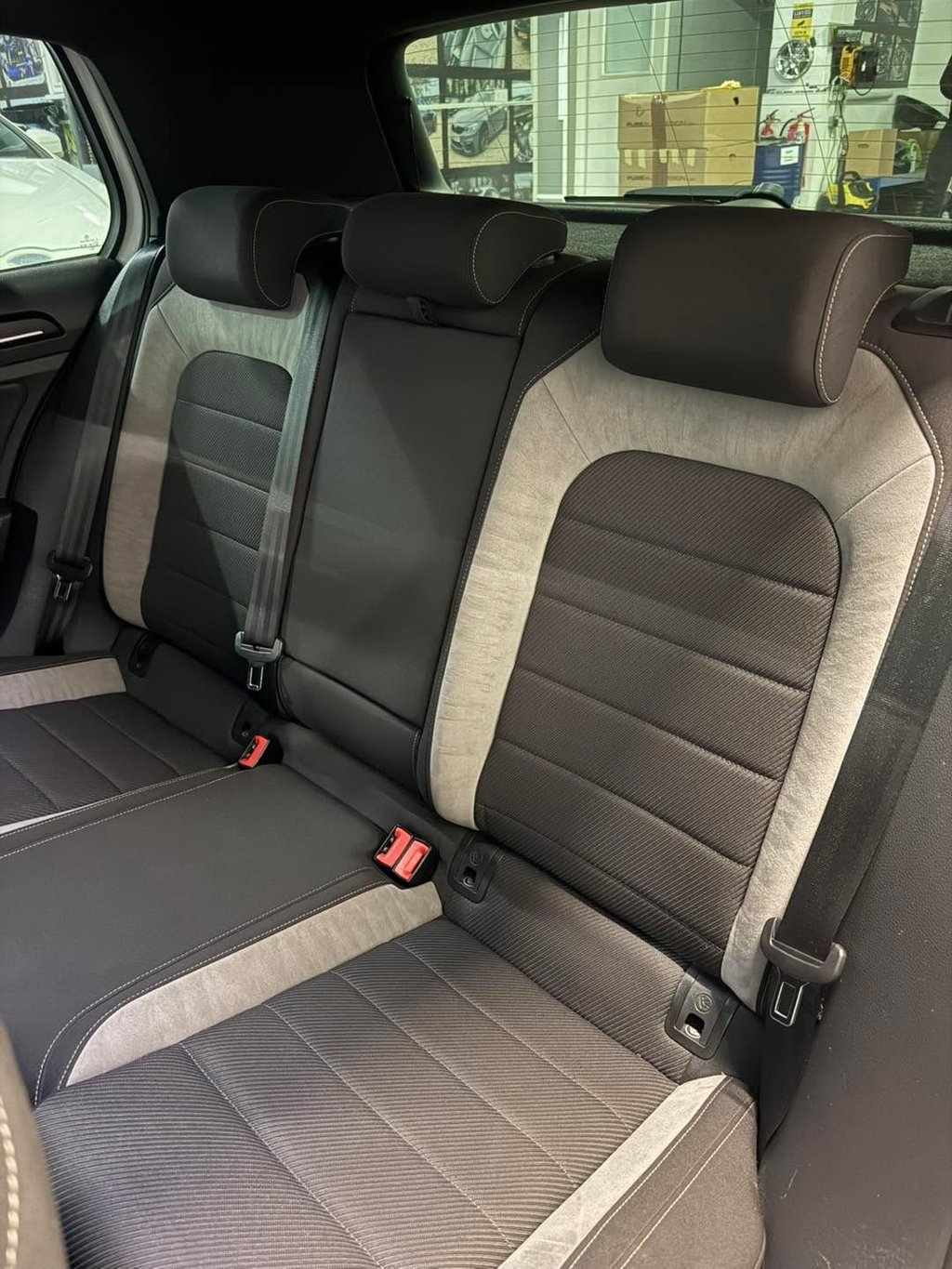 Used Volkswagen Golf 2017 for sale - 77463899: Photo 24