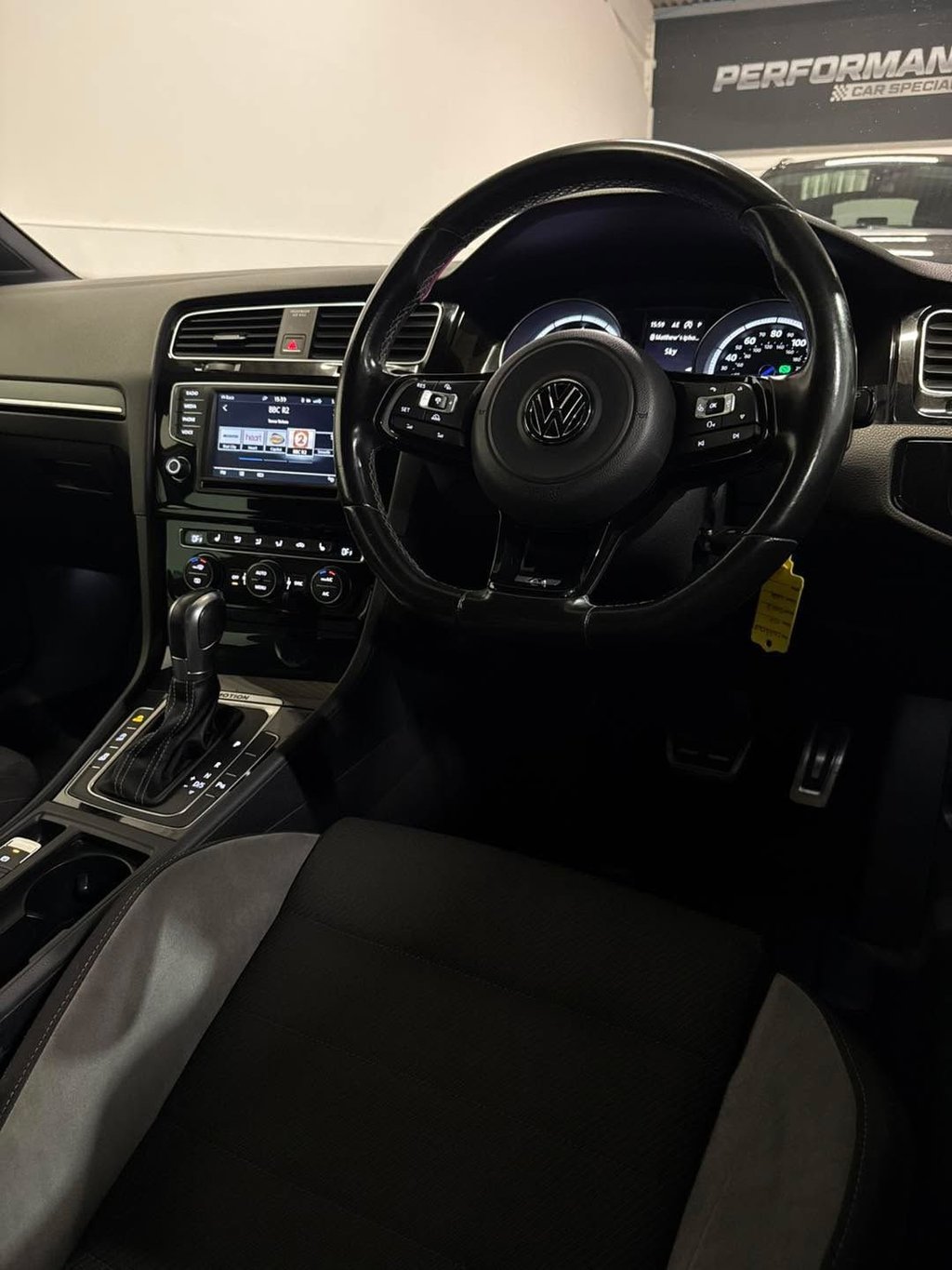 Used Volkswagen Golf 2017 for sale - 77463899: Photo 26