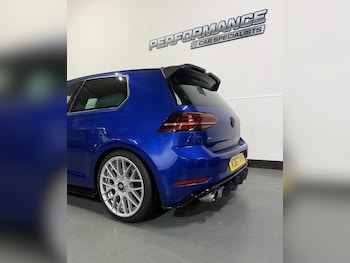 Used Volkswagen Golf 2017 for sale - 76768764: Photo