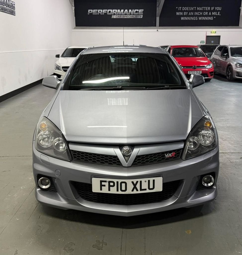 Used Vauxhall Astra 2010 for sale - 77139455: Photo 2