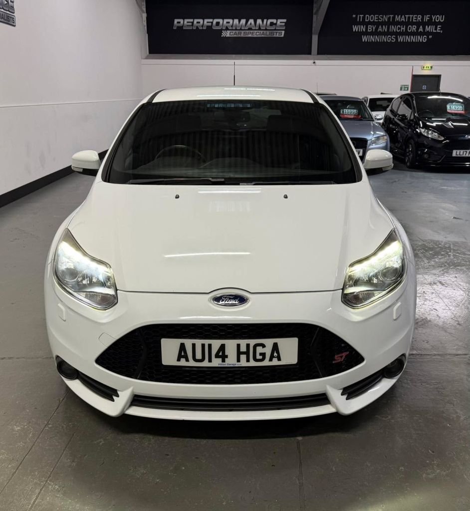 Used Ford Focus 2014 for sale - 77256086: Photo 2