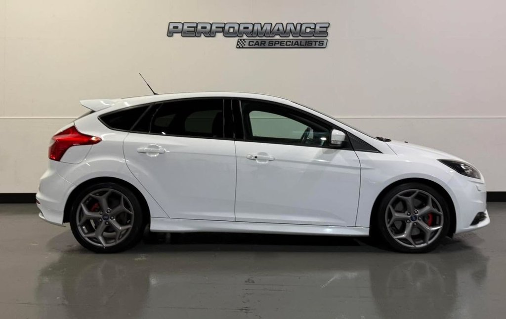 Used Ford Focus 2014 for sale - 77256086: Photo 7