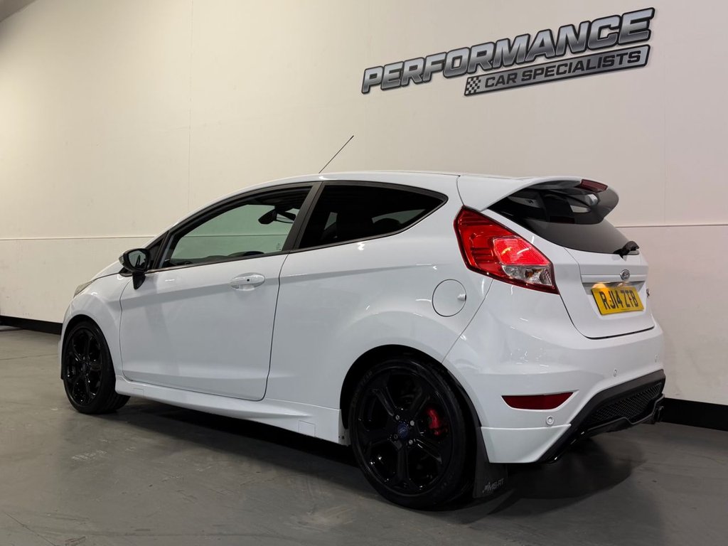 Used Ford Fiesta 2014 for sale - 76772650: Photo 11