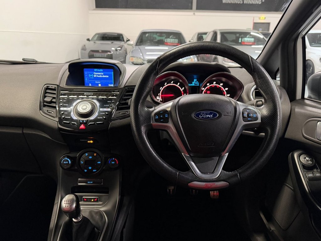 Used Ford Fiesta 2014 for sale - 76772650: Photo 23