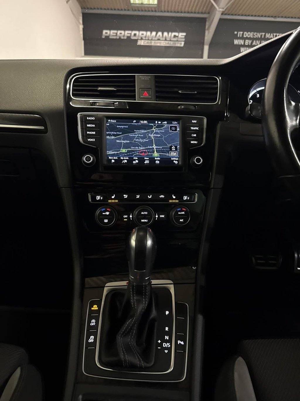 Used Volkswagen Golf 2017 for sale - 77546697: Photo 28