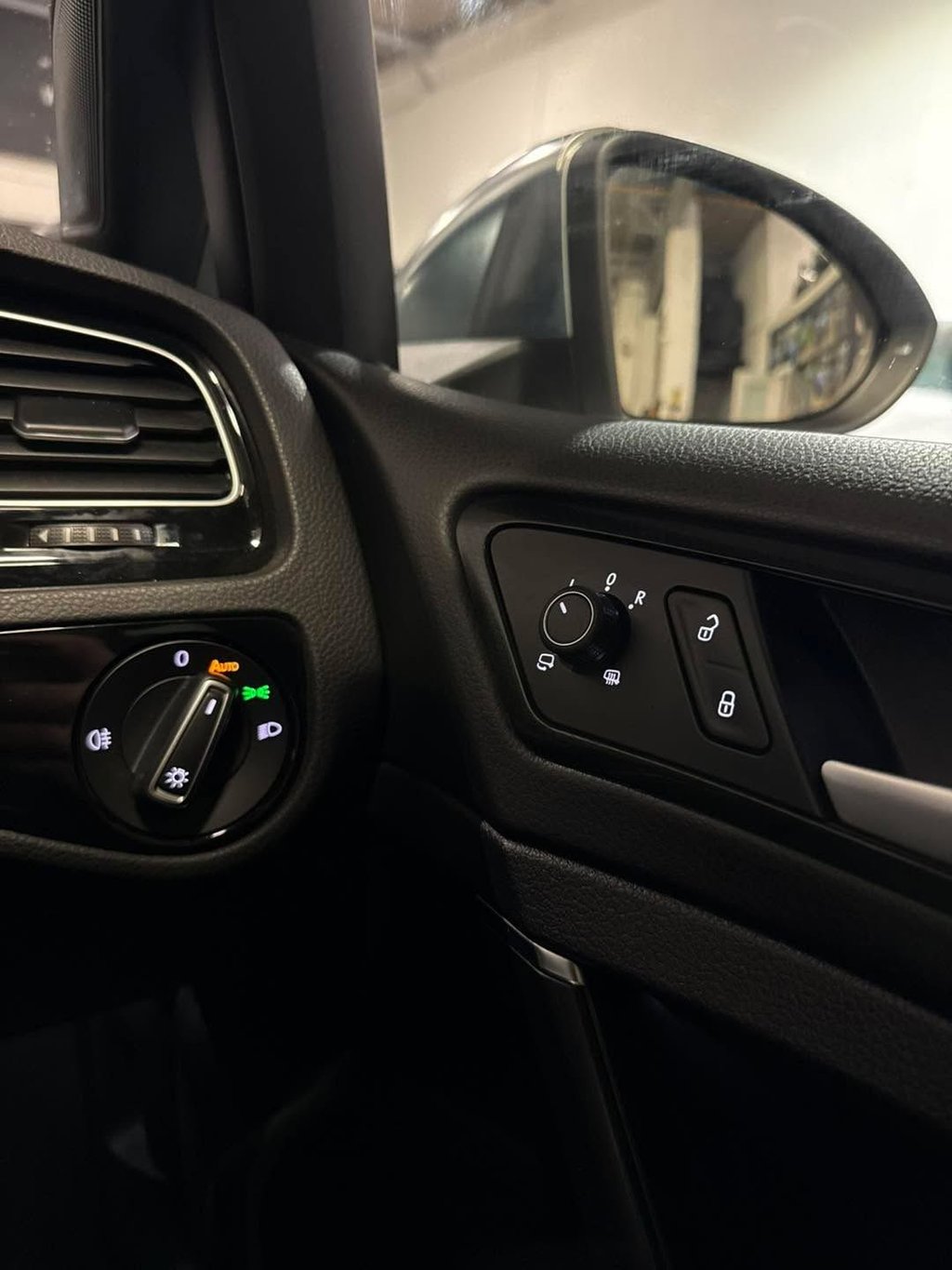 Used Volkswagen Golf 2017 for sale - 77546697: Photo 31