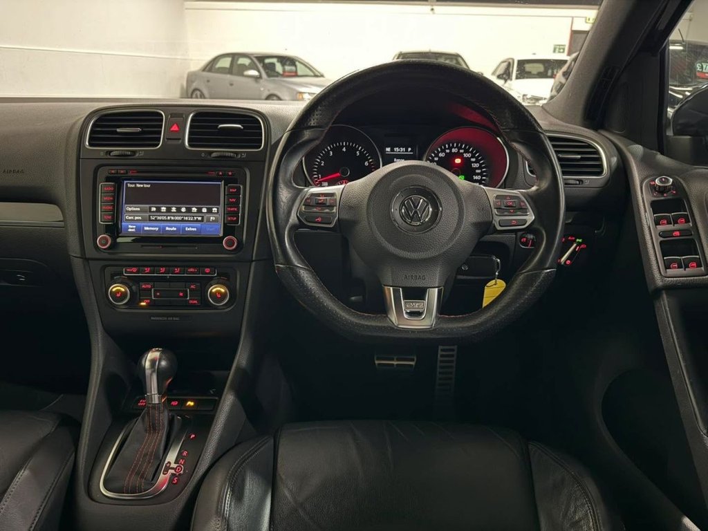 Used Volkswagen Golf 2010 for sale - 77269110: Photo 24
