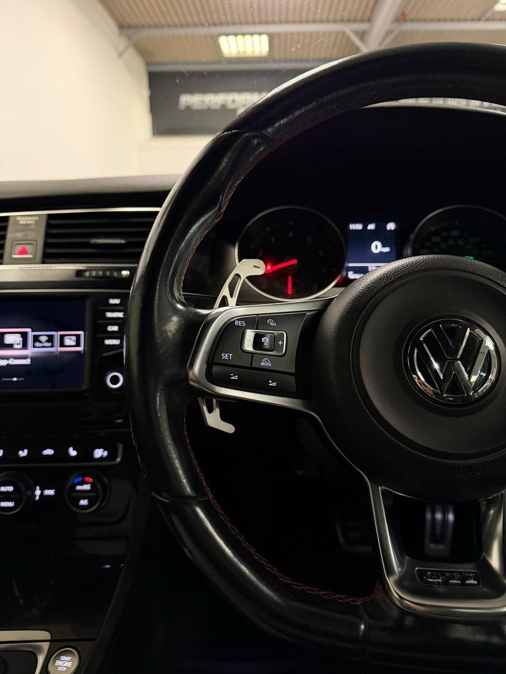 Used Volkswagen Golf 2016 for sale - 77110853: Photo 31