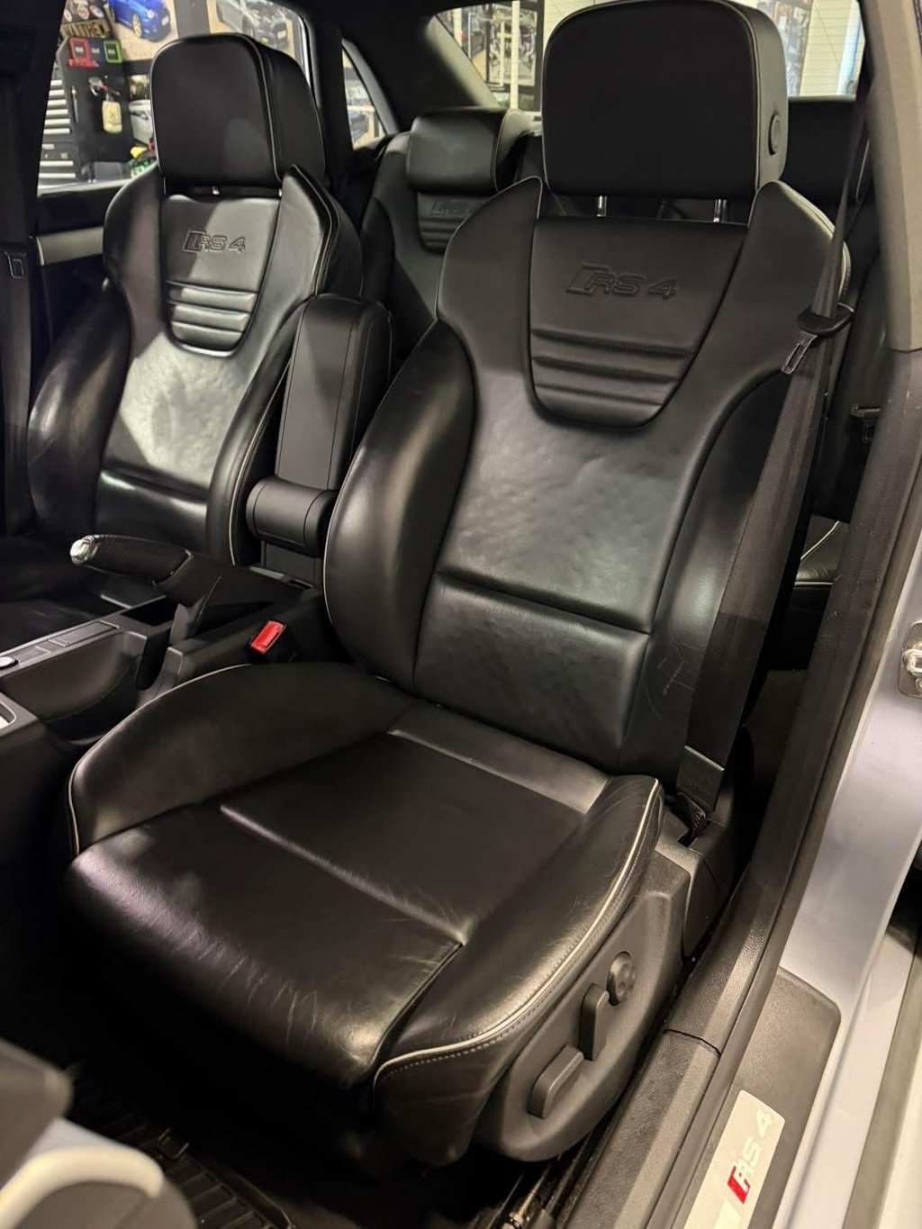 Used Audi RS4 2006 for sale - 76867681: Photo 20