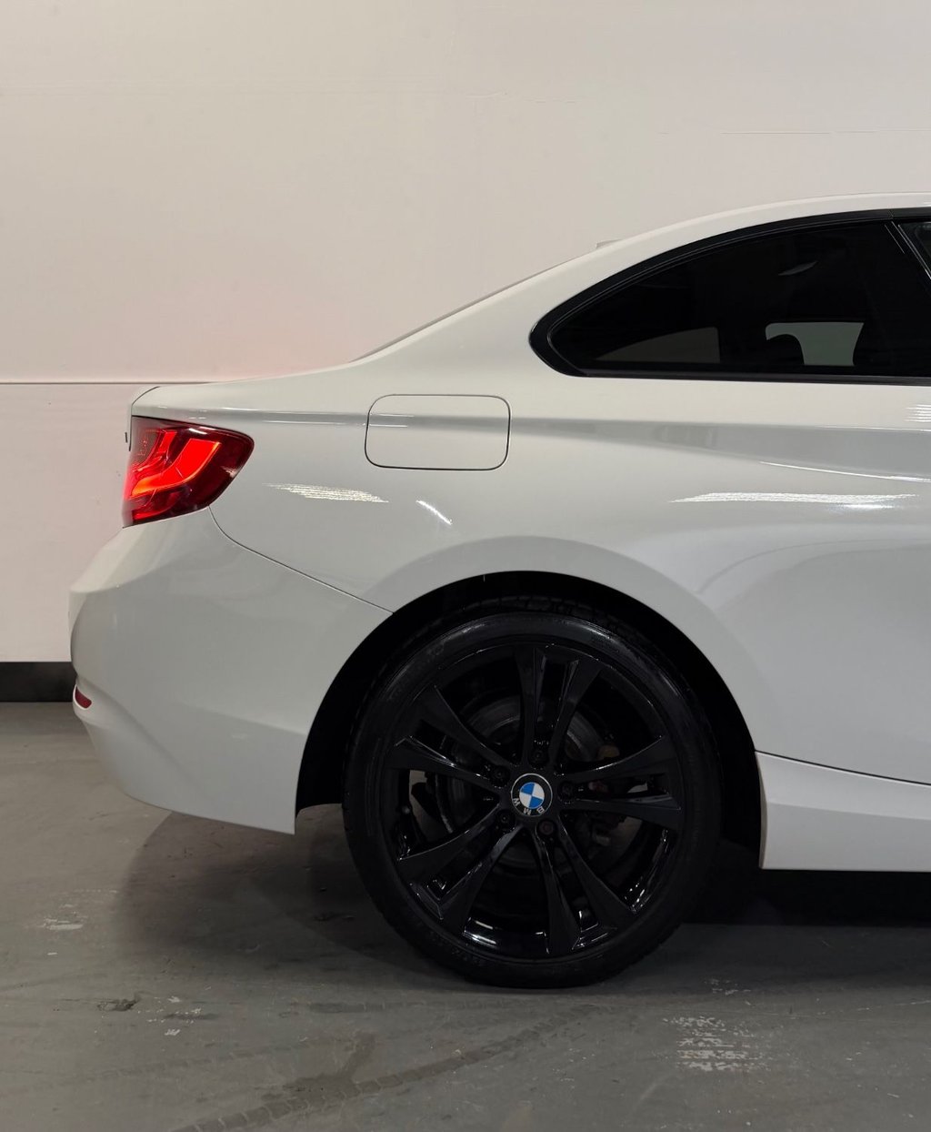 Used BMW 2 Series 2015 for sale - 77111244: Photo 9