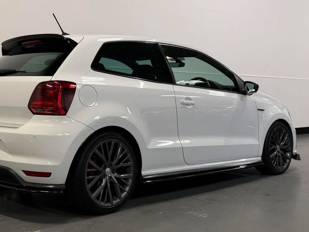 Used Volkswagen Polo 2015 for sale - 76900241: Photo 16