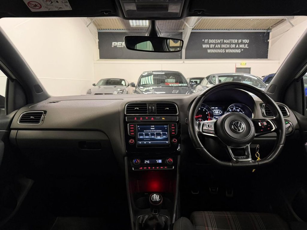 Used Volkswagen Polo 2015 for sale - 76900241: Photo 21