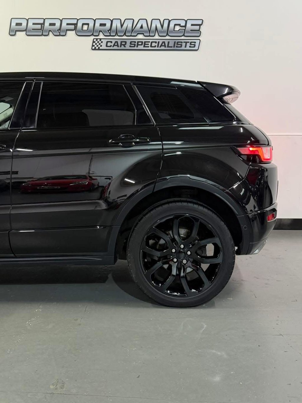 Used Land Rover Range Rover Evoque 2016 for sale - 76772658: Photo 3