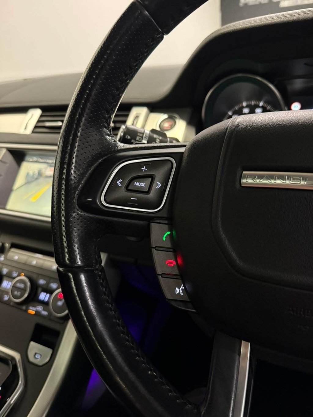 Used Land Rover Range Rover Evoque 2016 for sale - 76772658: Photo 31