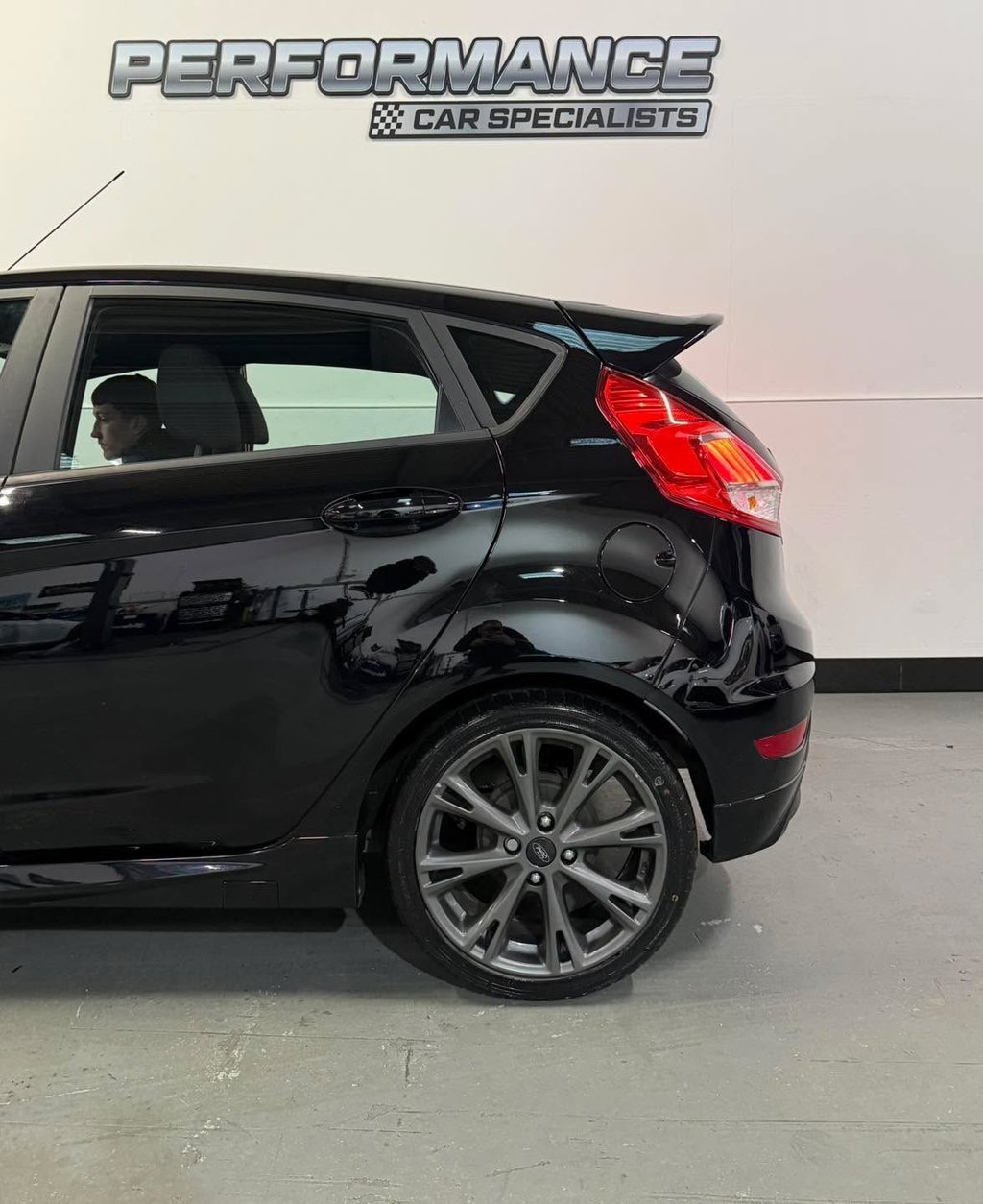 Used Ford Fiesta 2017 for sale - 77442233: Photo 3