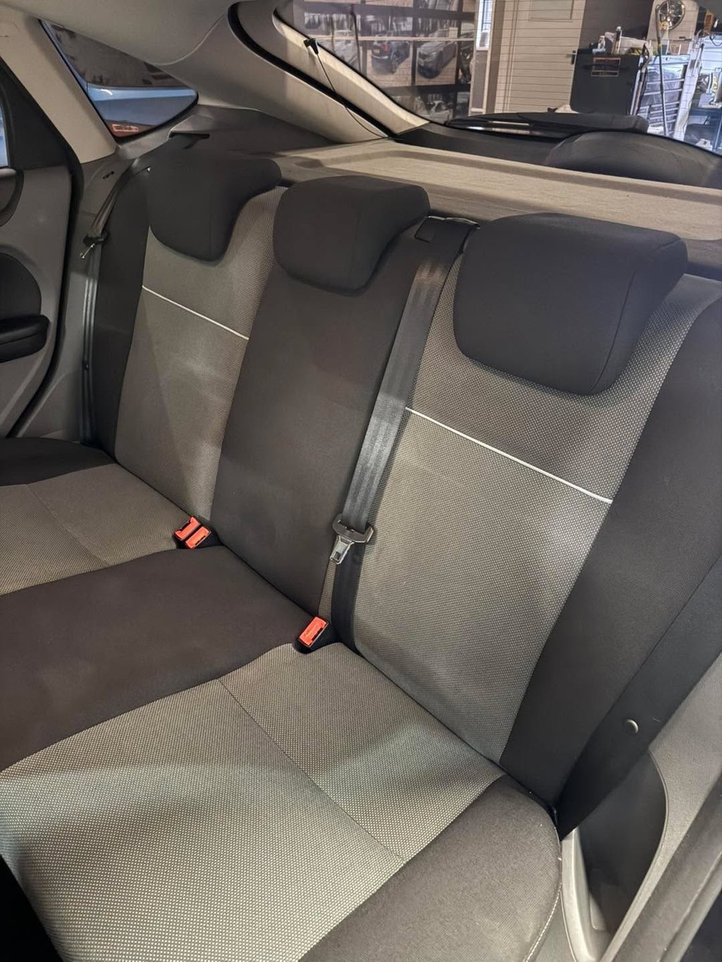 Used Ford Focus 2011 for sale - 77263646: Photo 20