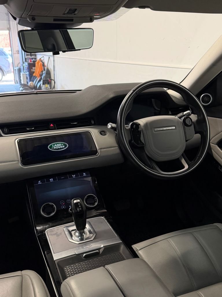 Used Land Rover Range Rover Evoque 2019 for sale - 77780210: Photo 2