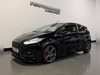 Used Ford Fiesta 2017 for sale - 77498442: Photo