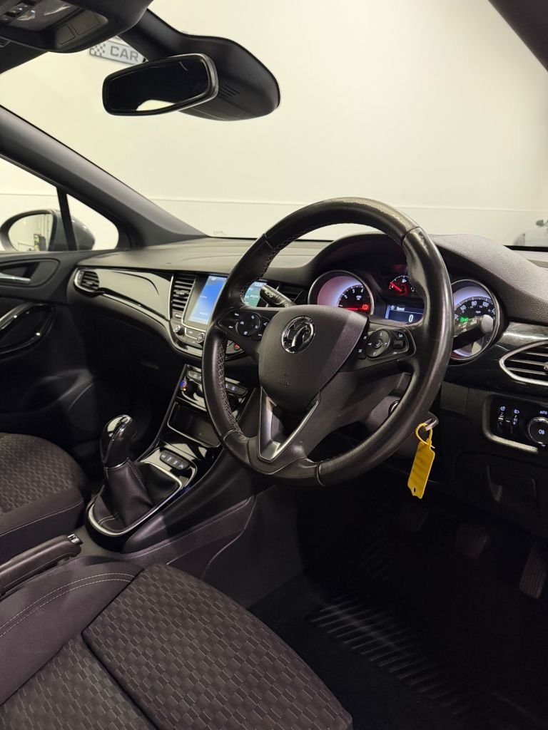 Used Vauxhall Astra 2018 for sale - 77038028: Photo 25