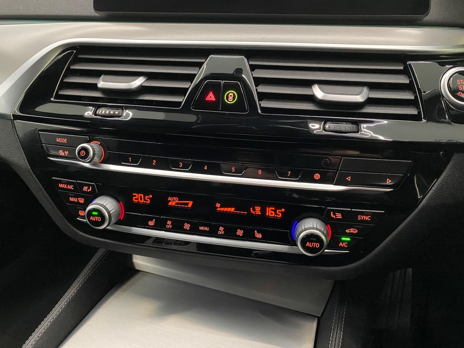 Used BMW 5 Series 2020 for sale - 76645933: Photo 32