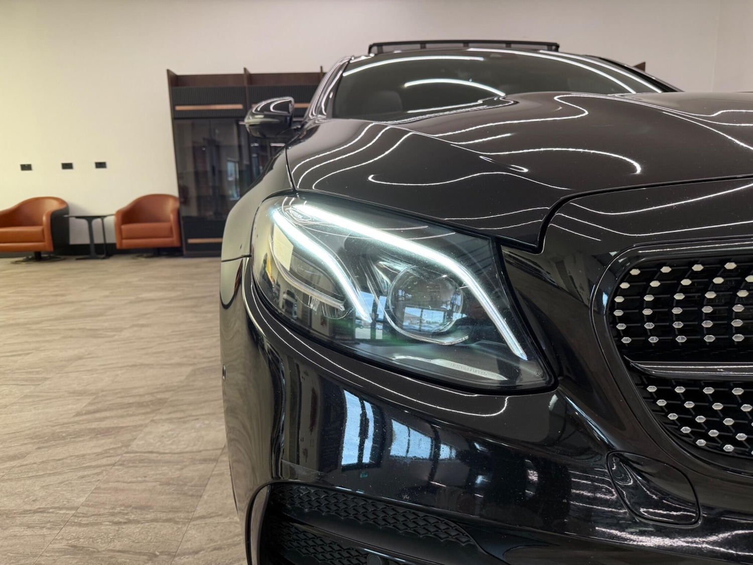 Used Mercedes-Benz E-Class 2018 for sale - 76084166: Photo 11