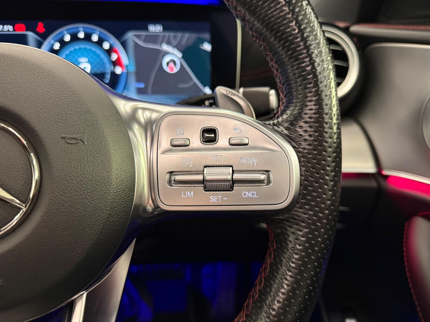 Used Mercedes-Benz E-Class 2018 for sale - 76084166: Photo 23