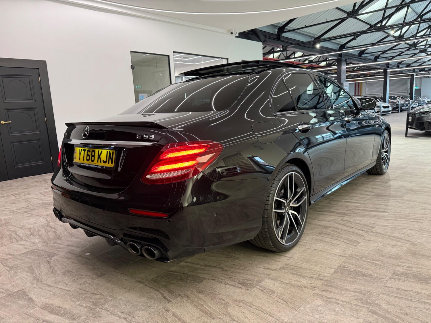 Used Mercedes-Benz E-Class 2018 for sale - 76084166: Photo 7