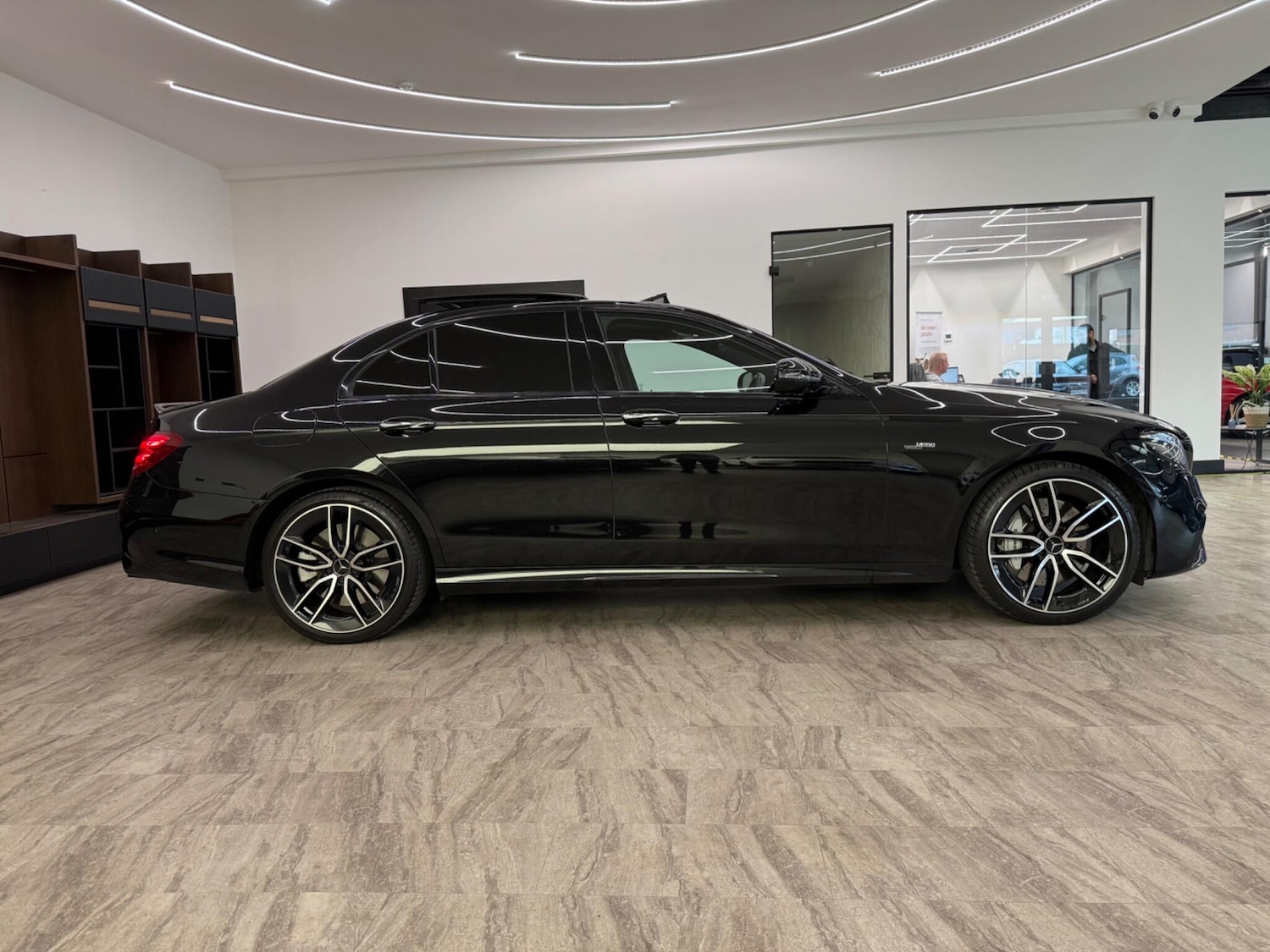 Used Mercedes-Benz E-Class 2018 for sale - 76084166: Photo 8