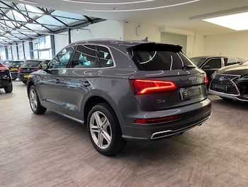 Used Audi Q5 2017 for sale - 75638057: Photo