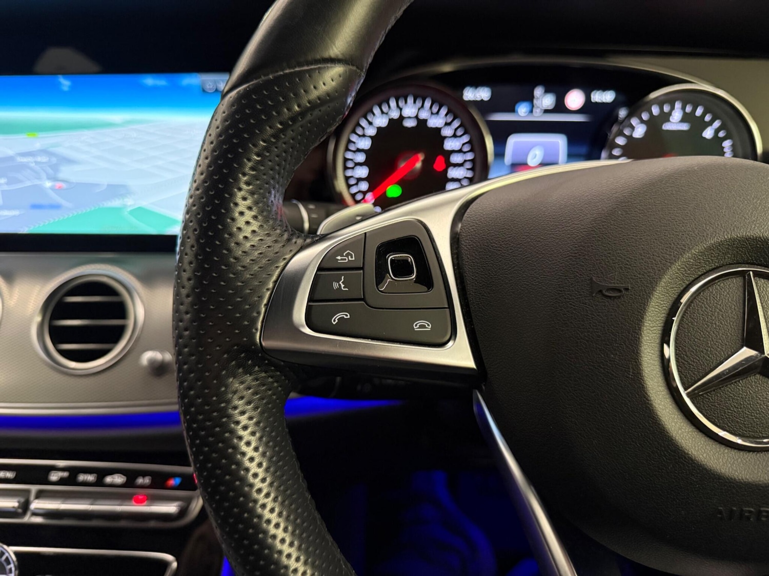 Used Mercedes-Benz E Class 2017 for sale - 76498922: Photo 19