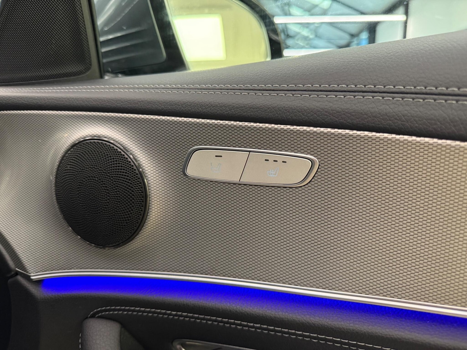 Used Mercedes-Benz E Class 2017 for sale - 76498922: Photo 33