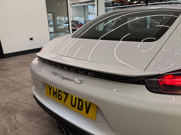 Used Porsche 718 Cayman 2017 for sale - 76084564: Photo 14