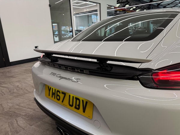 Used Porsche 718 Cayman 2017 for sale - 76084564: Photo 15