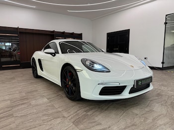 Porsche - 718 Cayman