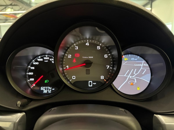Used Porsche 718 Cayman 2017 for sale - 76084564: Photo 21