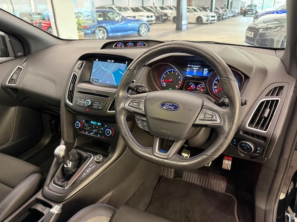 Used Ford Focus 2017 for sale - 76109208: Photo 18