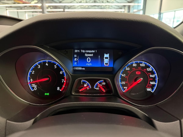 Used Ford Focus 2017 for sale - 76109208: Photo 22