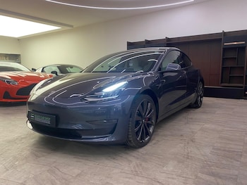 Used Tesla Model 3 2019 for sale - 75023878: Photo