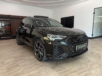 Audi - RS Q3